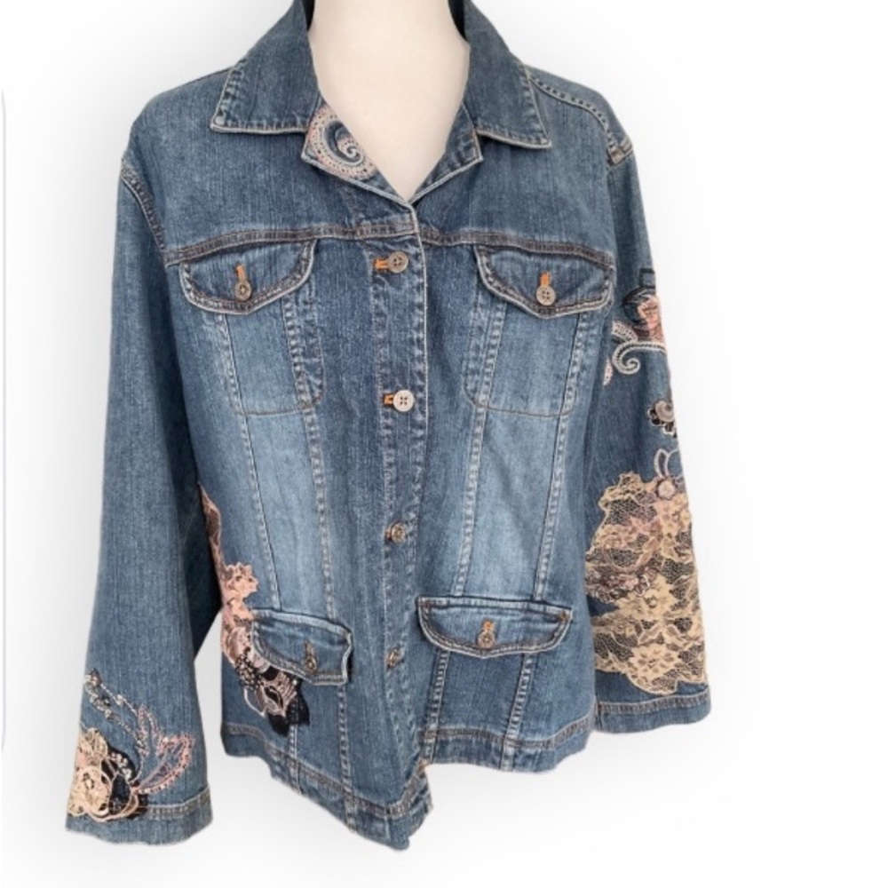 Chico’s Lace Embellished Denim Button Front Jacket Size L Boho Cottagecore